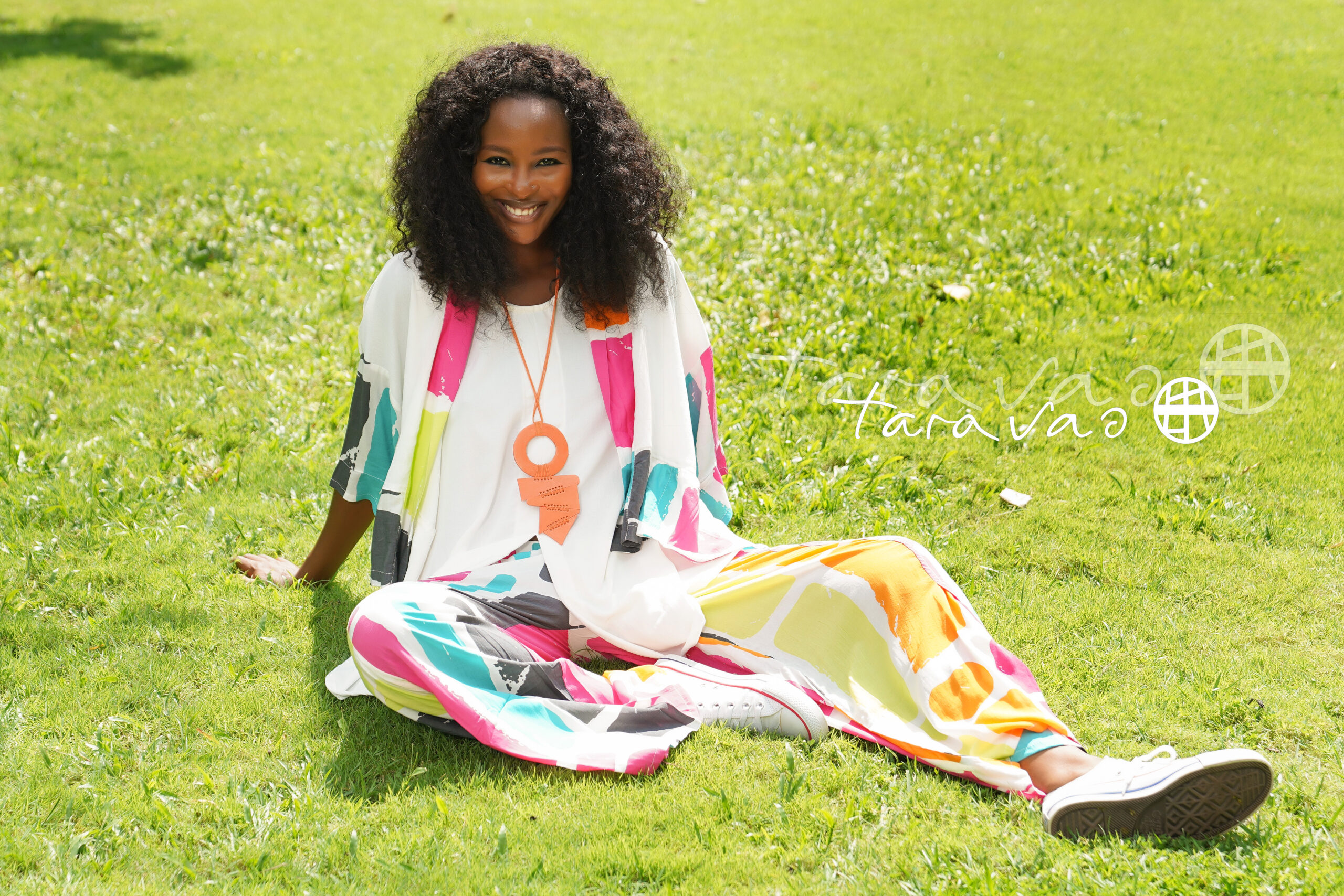 MANNA 5097 E, MALIA 3075 E, MANNA 4016 E, N03-O. Tara Vao Abstract Print Lightweight Jacket - Image 1